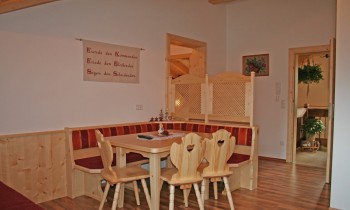 Wohnküche im Appartement "Rot", Gästehaus Sieder
