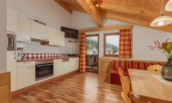 Wohnzimmer im Appartement Rot